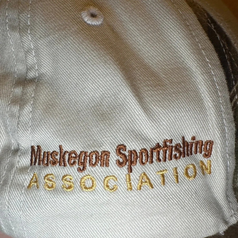 Legend Muskegon Sportfishing Association Hat Mens OSFA Tan Camo Fishing Cap USA - Picture 3 of 6